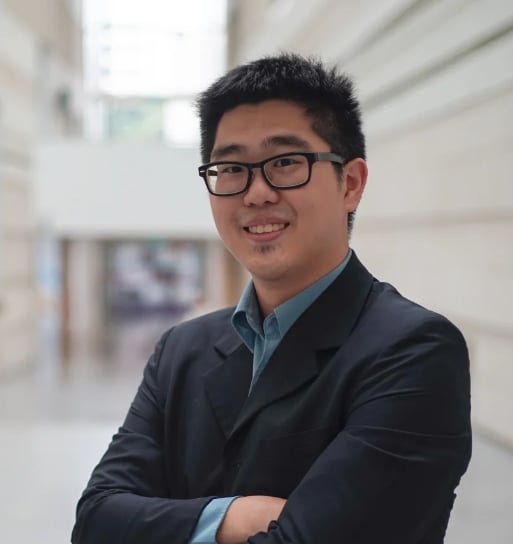 Jinjun Lee